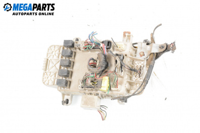 Fuse box for Toyota RAV4 II SUV (06.2000 - 11.2005) 2.0 D-4D 4WD, 116 hp