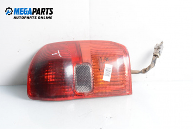 Tail light for Toyota RAV4 II SUV (06.2000 - 11.2005), suv, position: right