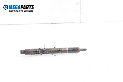 Diesel fuel injector for Volkswagen Passat IV Variant B5.5 (09.2000 - 08.2005) 2.5 TDI 4motion, 150 hp