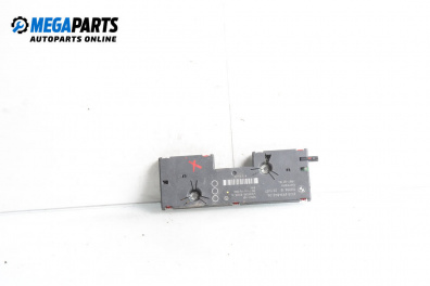 Amplificator antenă for BMW 3 Series E90 Touring E91 (09.2005 - 06.2012)