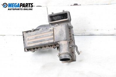 Filtergehäuse for Volkswagen Touran Minivan I (02.2003 - 05.2010) 1.4 FSI