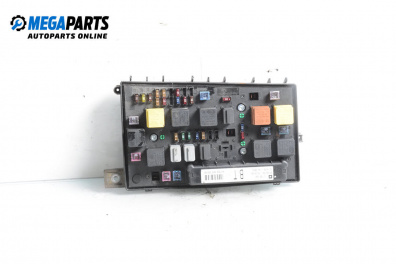 Fuse box for Opel Astra H Hatchback (01.2004 - 05.2014) 1.7 CDTI, 80 hp