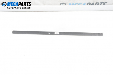 Exterior moulding for Skoda Octavia II Combi (02.2004 - 06.2013), station wagon, position: left