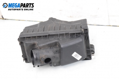 Carcasă filtru de aer for Toyota Avensis II Station Wagon (04.2003 - 11.2008) 2.2 D-4D (ADT251)