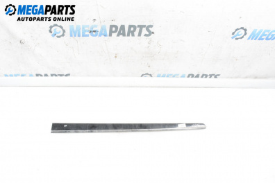 Material profilat exterior for Mercedes-Benz M-Class SUV (W164) (07.2005 - 12.2012), suv, position: stânga