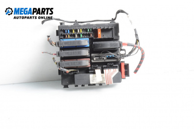 Fuse box for Opel Vectra C Sedan (04.2002 - 01.2009) 1.8 16V, 122 hp