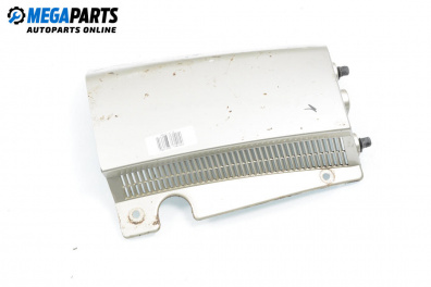 Leiste unter der bremsleuchte for Opel Meriva A Minivan (05.2003 - 05.2010), minivan, position: links
