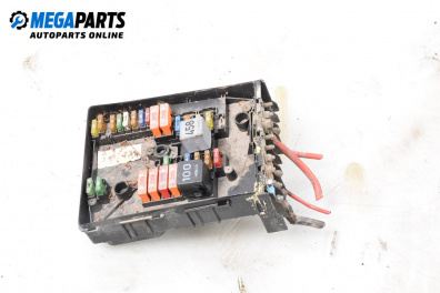 Tablou cu siguranțe for Volkswagen Golf V Hatchback (10.2003 - 02.2009) 1.6, 102 hp