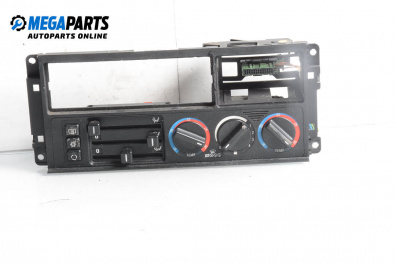 Panou aer condiționat for BMW 5 Series E34 Sedan (12.1987 - 11.1995)