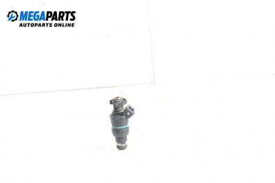 Gasoline fuel injector for BMW 5 Series E34 Sedan (12.1987 - 11.1995) 518 i, 113 hp