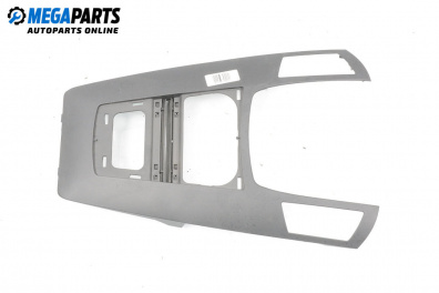 Consola centrală for Opel Zafira B Minivan (07.2005 - 14.2015)