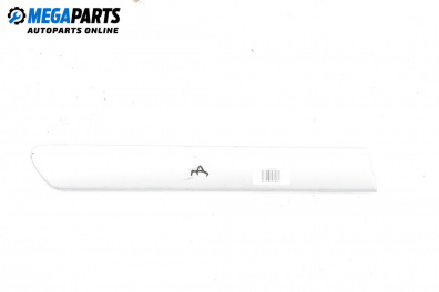 Material profilat for Mercedes-Benz CLK-Class Coupe (C208) (06.1997 - 09.2002), coupe, position: dreapta