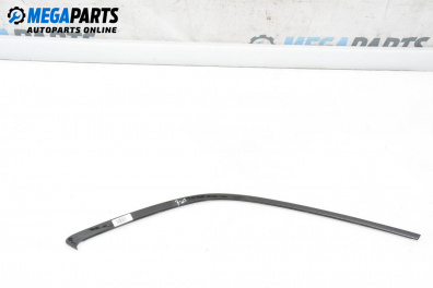 Material profilat exterior for Audi Q7 SUV I (03.2006 - 01.2016), suv, position: dreapta