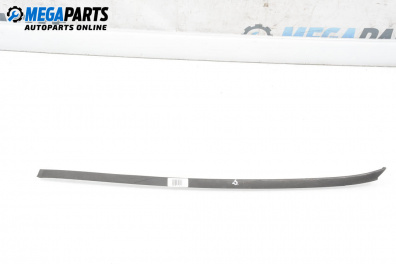 Material profilat exterior for Audi Q7 SUV I (03.2006 - 01.2016), suv, position: dreapta