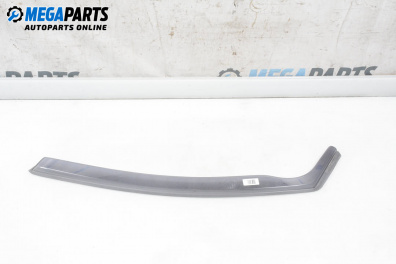 Material profilat exterior for Audi Q7 SUV I (03.2006 - 01.2016), suv, position: stânga