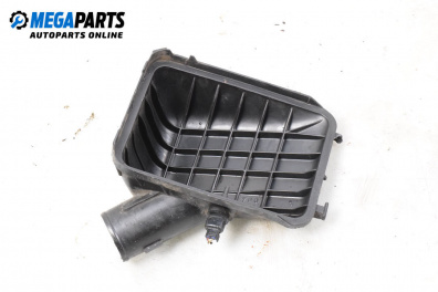 Carcasă filtru de aer for Toyota Corolla E11 Hatchback (06.1995 - 06.2002) 1.4 (EE111_)