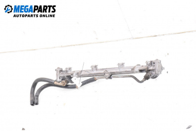 Fuel rail for Mercedes-Benz E-Class Sedan (W210) (06.1995 - 08.2003) E 200 (210.035), 136 hp