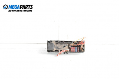 Fuse box for Mercedes-Benz E-Class Sedan (W210) (06.1995 - 08.2003) E 290 Turbo-D (210.017), 129 hp, № A0005400172