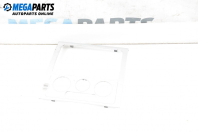 Zentralkonsole for Volkswagen Touran Minivan I (02.2003 - 05.2010)