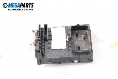 Tablou cu siguranțe for Volkswagen Touran Minivan I (02.2003 - 05.2010) 2.0 EcoFuel, 109 hp