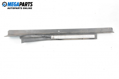 Capac de plastic for Mercedes-Benz C-Class Estate (S203) (03.2001 - 08.2007), 5 uși, combi