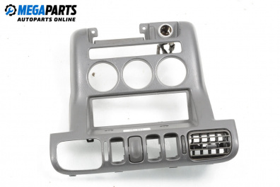 Central console for Nissan Micra II Hatchback (01.1992 - 02.2003)