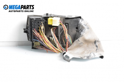 Tablou cu siguranțe for Renault Megane I Grandtour (03.1999 - 08.2003) 1.4 16V (KA0D, KA1H, KA0W, KA10), 95 hp