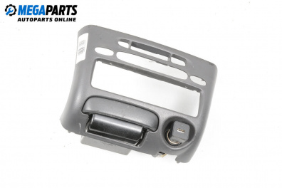 Central console for Toyota Yaris Hatchback I (01.1999 - 12.2005)
