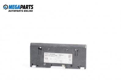 Antennenverstärker for Audi A4 Cabrio B7 (04.2002 - 03.2009), № 8H0 035 225 H