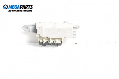 Antennenverstärker for Mercedes-Benz E-Class Estate (S211) (03.2003 - 07.2009)