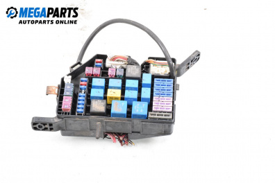 Fuse box for Hyundai Tucson SUV I (06.2004 - 11.2010) 2.0 4WD, 141 hp