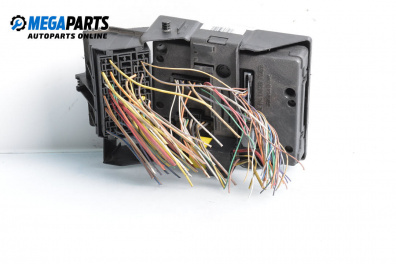 Fuse box for Renault Megane I Grandtour (03.1999 - 08.2003) 1.6 16V (KA0B, KA04, KA11), 107 hp