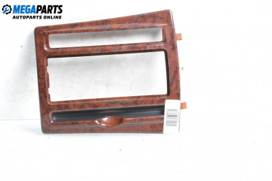 Zentralkonsole for Cadillac CTS Sedan I (03.2002 - 12.2007)