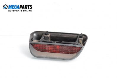 Al treilea stop for Dacia Sandero Hatchback I (06.2008 - 12.2012), hatchback