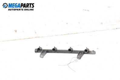 Rampă combustibil for Dacia Sandero Hatchback I (06.2008 - 12.2012) 1.4, 75 hp