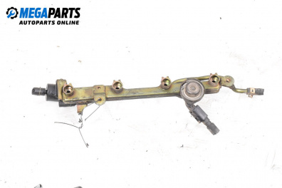 Fuel rail for Honda FR-V Minivan (08.2004 - 10.2011) 1.7 (BE1), 125 hp