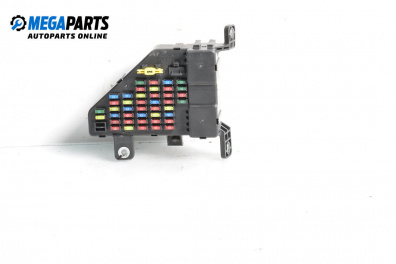 Tablou cu siguranțe for Hyundai Tucson SUV I (06.2004 - 11.2010) 2.0 CRDi 4WD, 140 hp