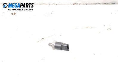 Sensor kraftstoffdruck for Jeep Cherokee SUV III (09.2001 - 01.2008)