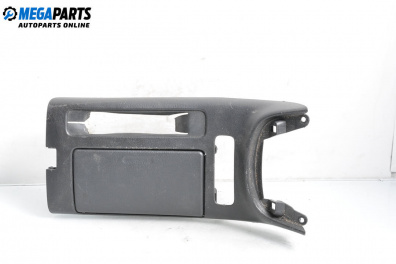 Zentralkonsole for Toyota Avensis II Station Wagon (04.2003 - 11.2008)