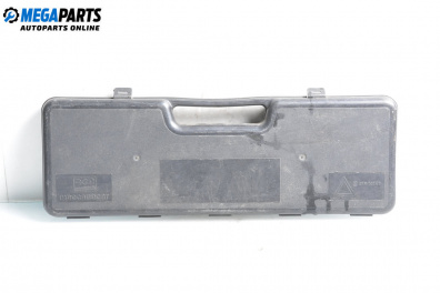 Werkzeugset for Toyota Avensis II Station Wagon (04.2003 - 11.2008)