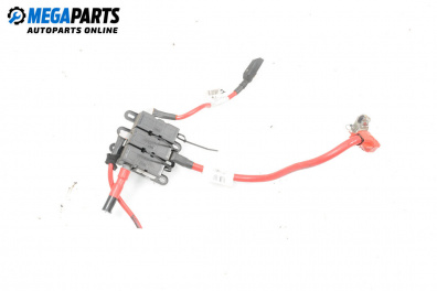Positive battery terminal for Jaguar XF Sedan I (03.2008 - 04.2015) 2.7 D, 207 hp