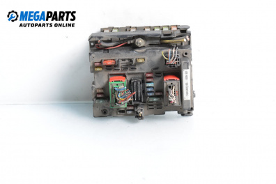 Fuse box for Peugeot 307 Hatchback (08.2000 - 12.2012) 2.0 HDi 90, 90 hp