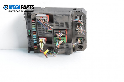Fuse box for Peugeot 307 Hatchback (08.2000 - 12.2012) 2.0 HDi 90, 90 hp