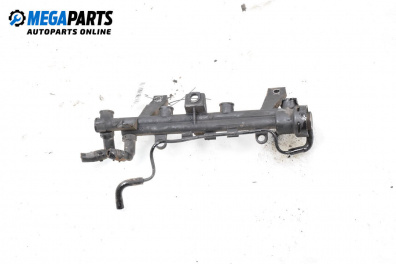 Fuel rail for Citroen Berlingo Pick-Up / Van I (07.1996 - 12.2011) 1.4 i (MFKFX, MFKFW), 75 hp