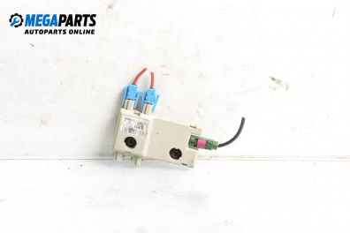 Amplificator antenă for BMW 7 Series F02 (02.2008 - 12.2015)