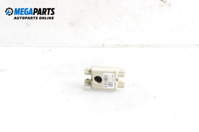 Amplificator antenă for BMW 7 Series F02 (02.2008 - 12.2015)