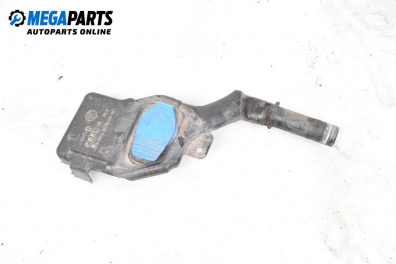 Einfüllstutzen waschwasserbehälter für die scheibenwaschanlage for Audi A4 Sedan B8 (11.2007 - 12.2015)