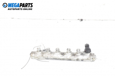 Fuel rail for Renault Laguna II Grandtour (03.2001 - 12.2007) 2.2 dCi (KG0F), 150 hp