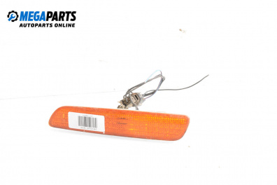 Semnalizator for Volvo V40 Estate (07.1995 - 06.2004), combi, position: dreapta