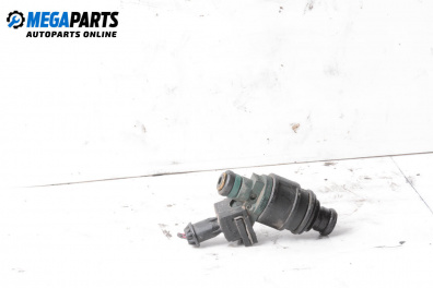 Duza benzină for Volvo V40 Estate (07.1995 - 06.2004) 2.0, 136 hp